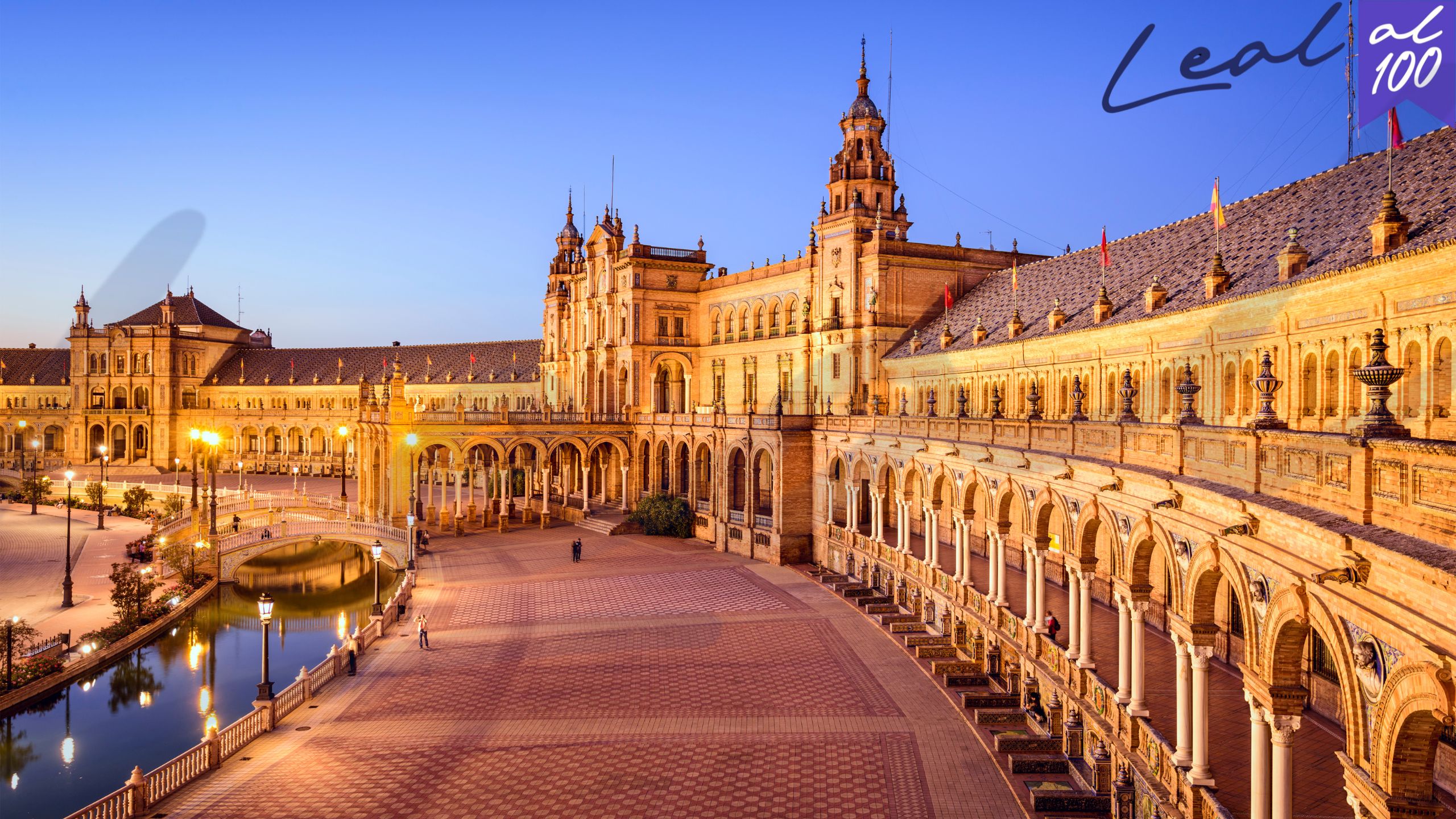 plaza de sevilla españa vale la pena ser un nómada digital en españa